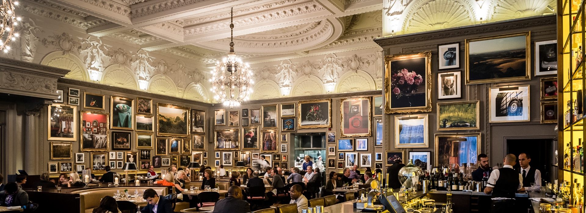 A fancy dining room