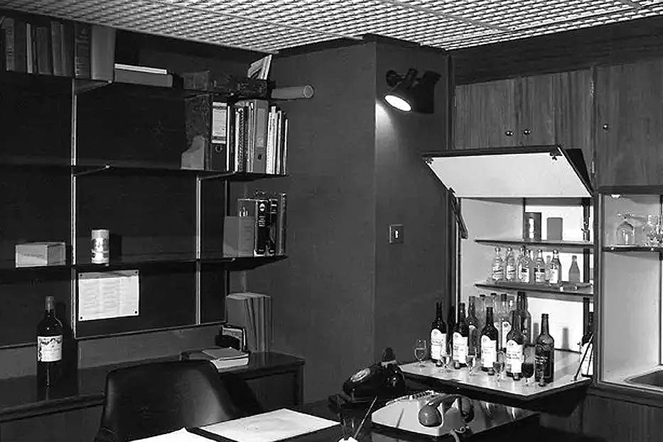 Black and white George St interior